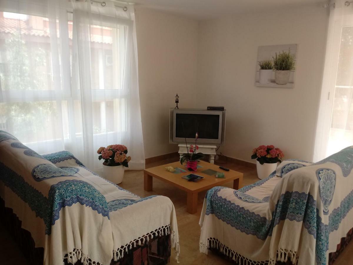 Apartamento Ade Apartment Ел Кампело Екстериор снимка