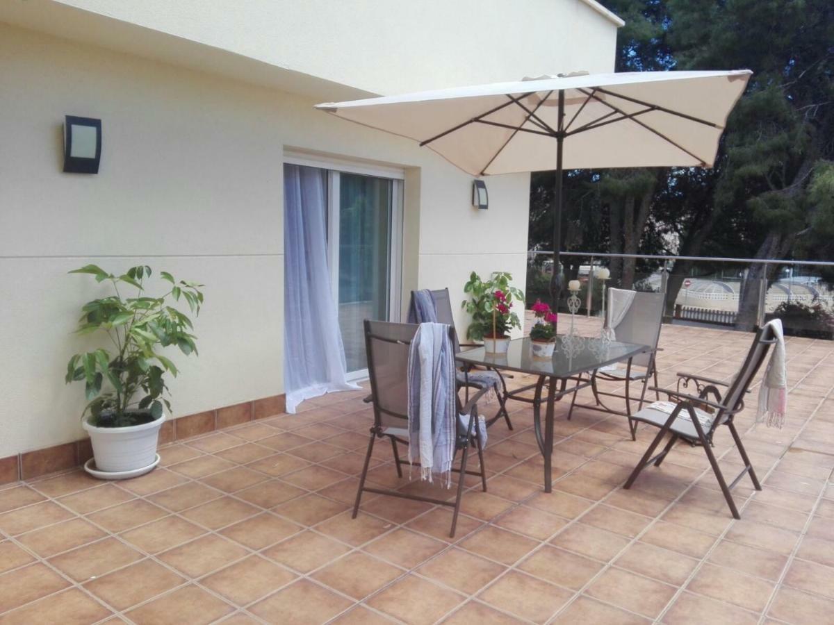 Apartamento Ade Apartment Ел Кампело Екстериор снимка